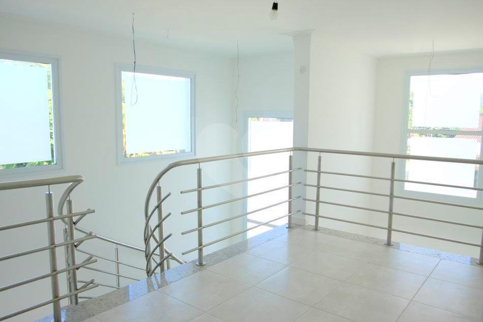 Sobrado residencial no Guarujá para venda