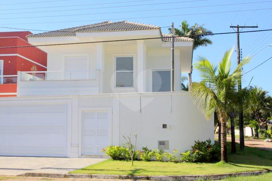 Sobrado residencial no Guarujá para venda