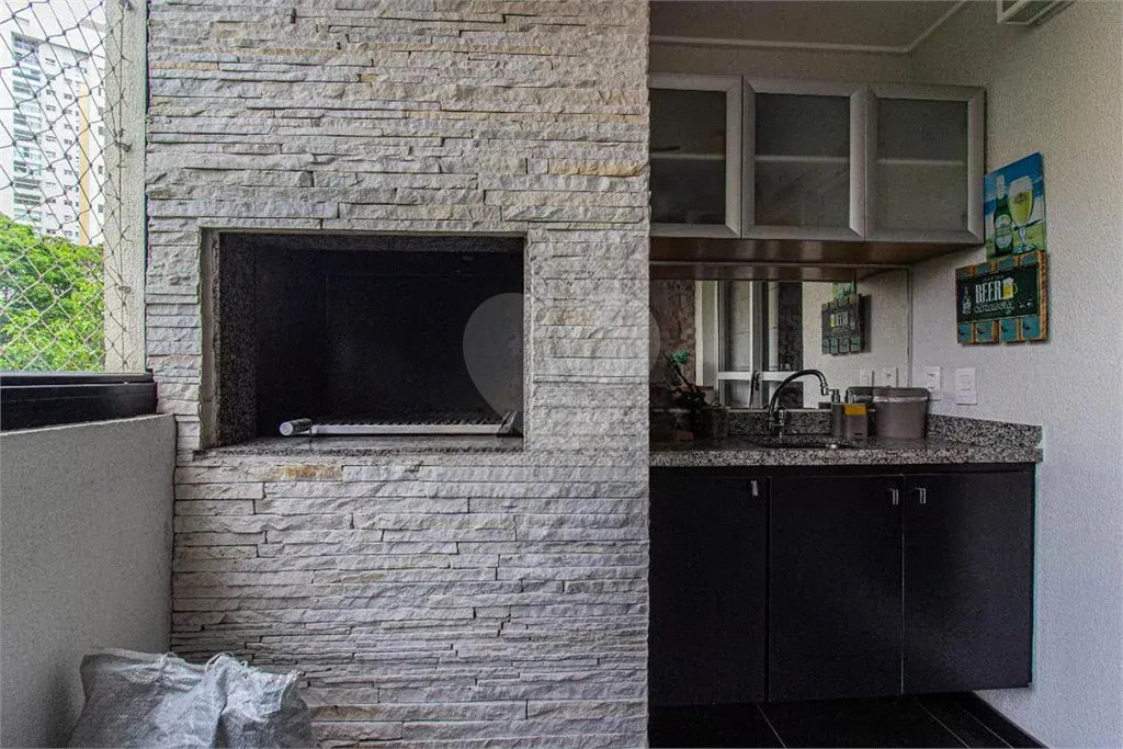 Apartamento na Vila Mariana  3 suítes, varanda gourmet, reformado, lazer completo próximo ao metrô