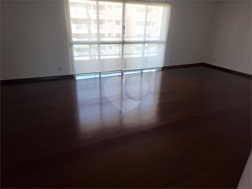 APARTAMENTO em ACLIMAÇÃO