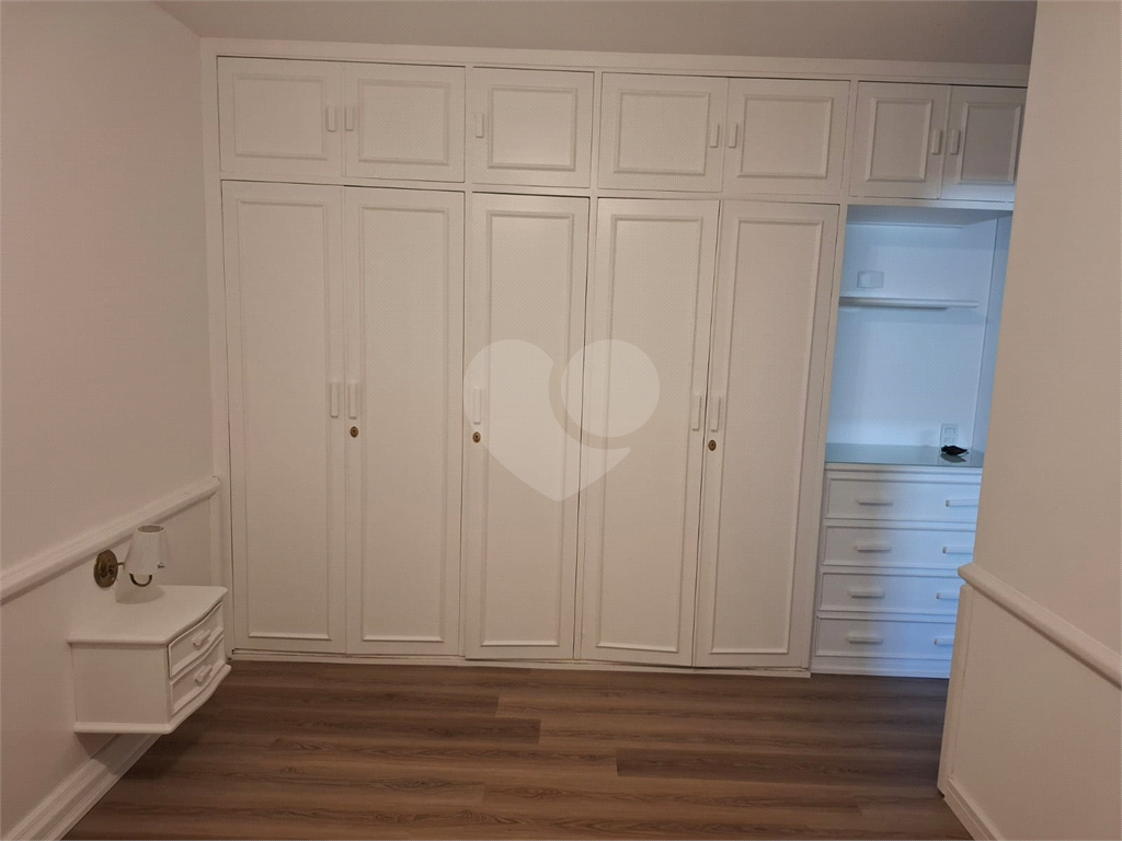 APARTAMENTO em ACLIMAÇÃO