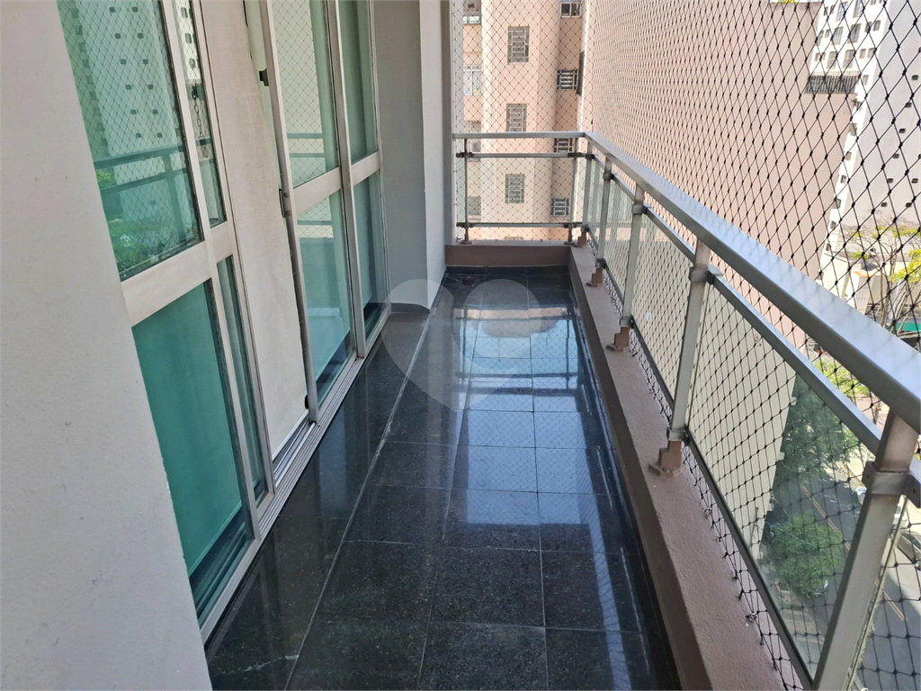 APARTAMENTO em ACLIMAÇÃO