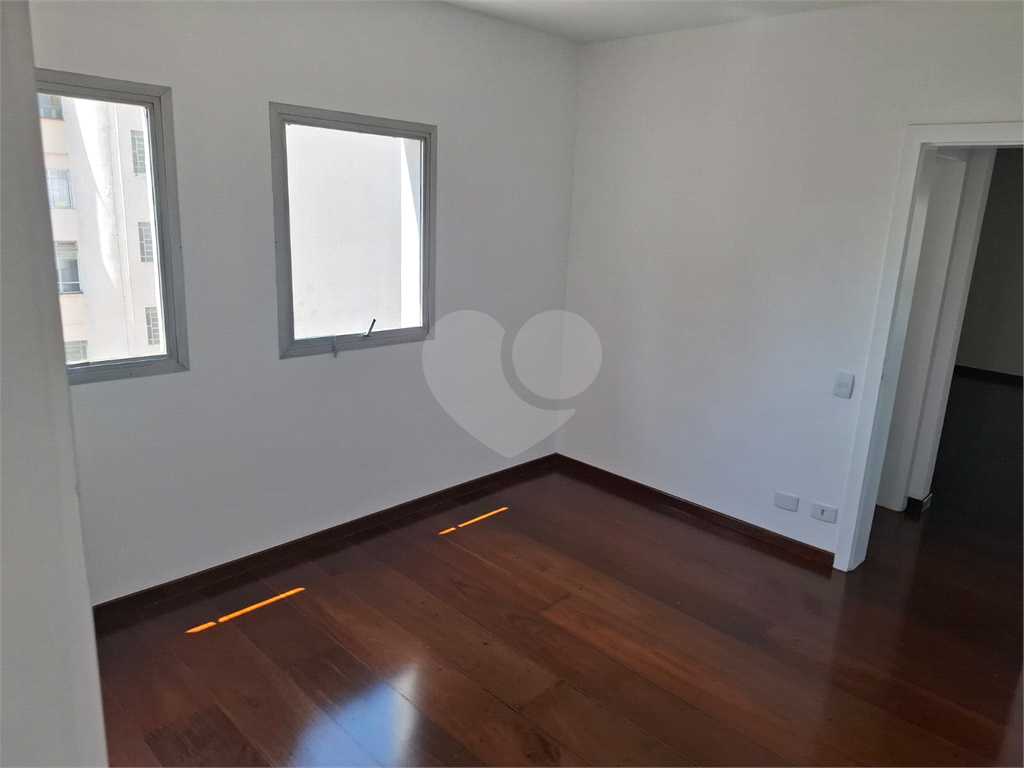 APARTAMENTO em ACLIMAÇÃO