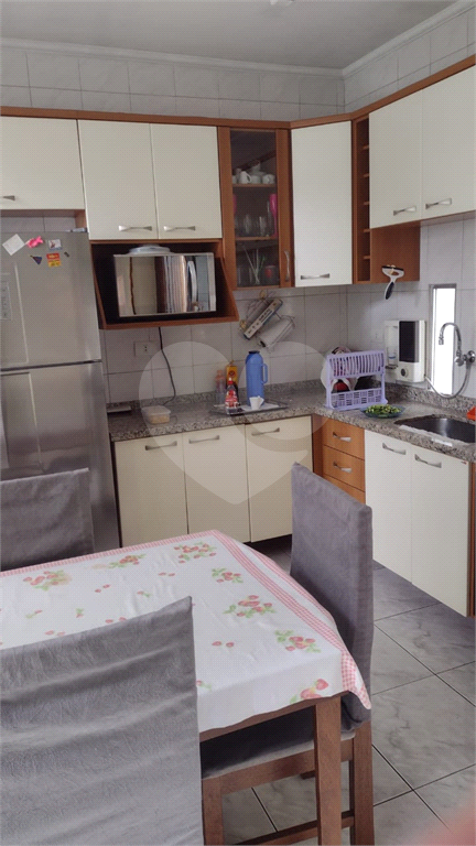 EXCELENTE CASA TÉRREA EM ÓTIMA LOCALIZAÇÃO!