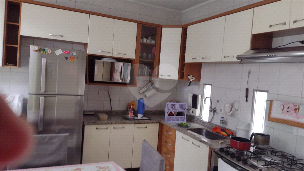 EXCELENTE CASA TÉRREA EM ÓTIMA LOCALIZAÇÃO!