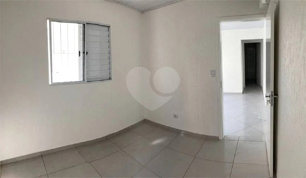 Venha morar em Casa de Vila na Vila Mariana, 2 dormitórios em frente ao Sesc Vila Mariana