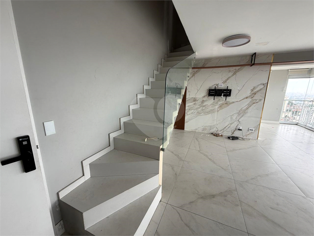 Cobertura para Locação 107m2 Casa VERDE 