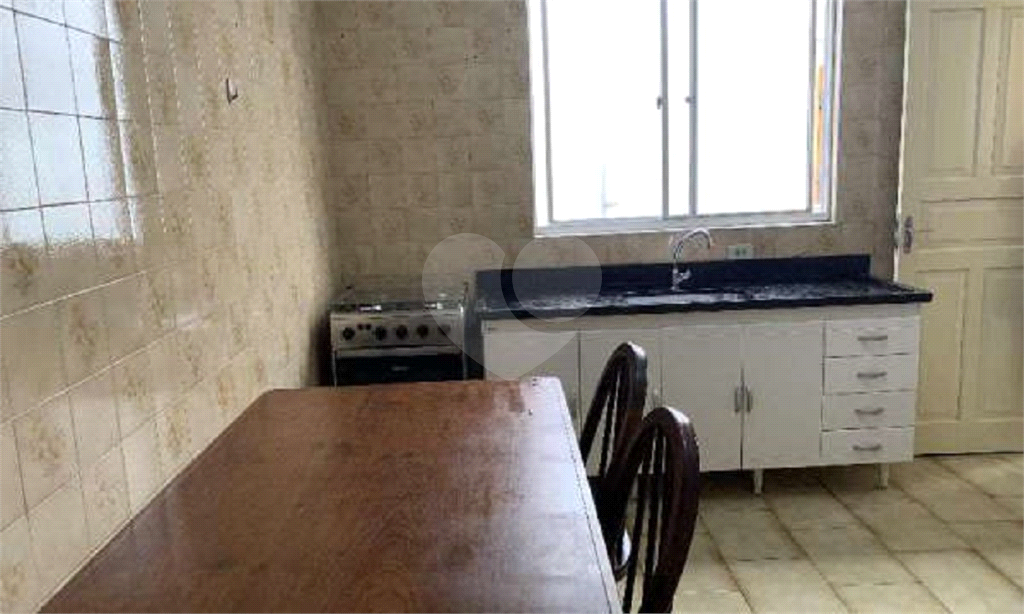 APARTAMENTO em LAPA