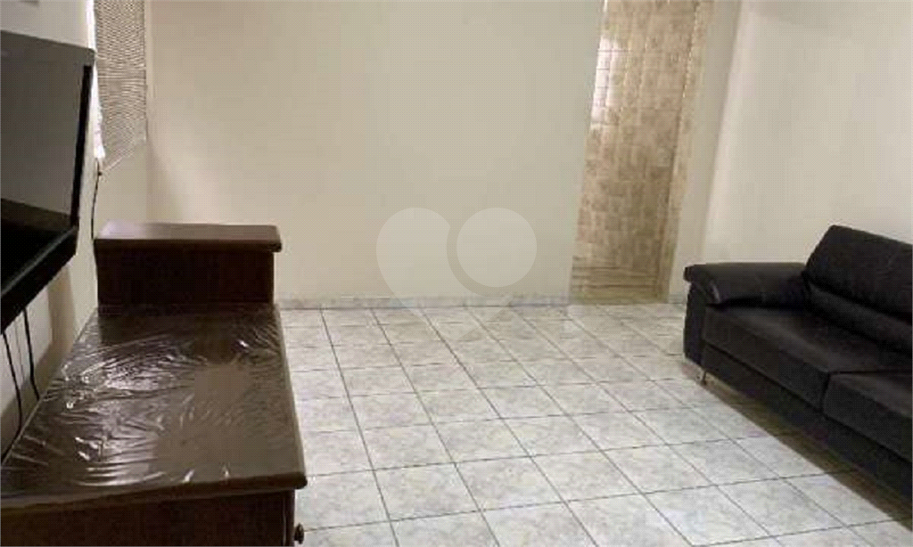 APARTAMENTO em LAPA