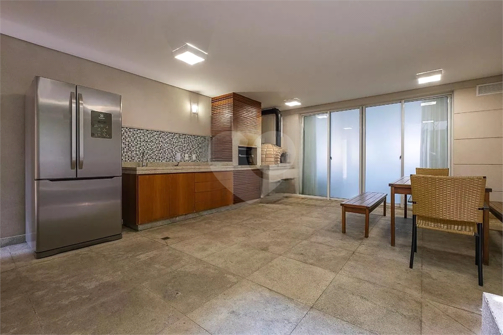 APARTAMENTO em PERDIZES