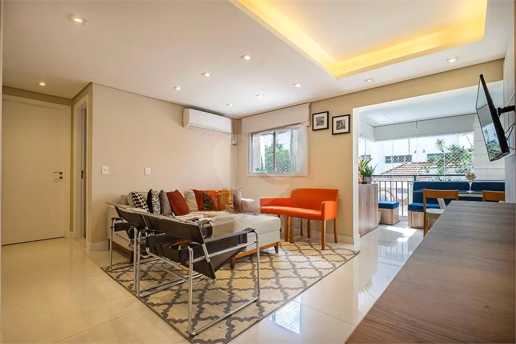APARTAMENTO em PERDIZES