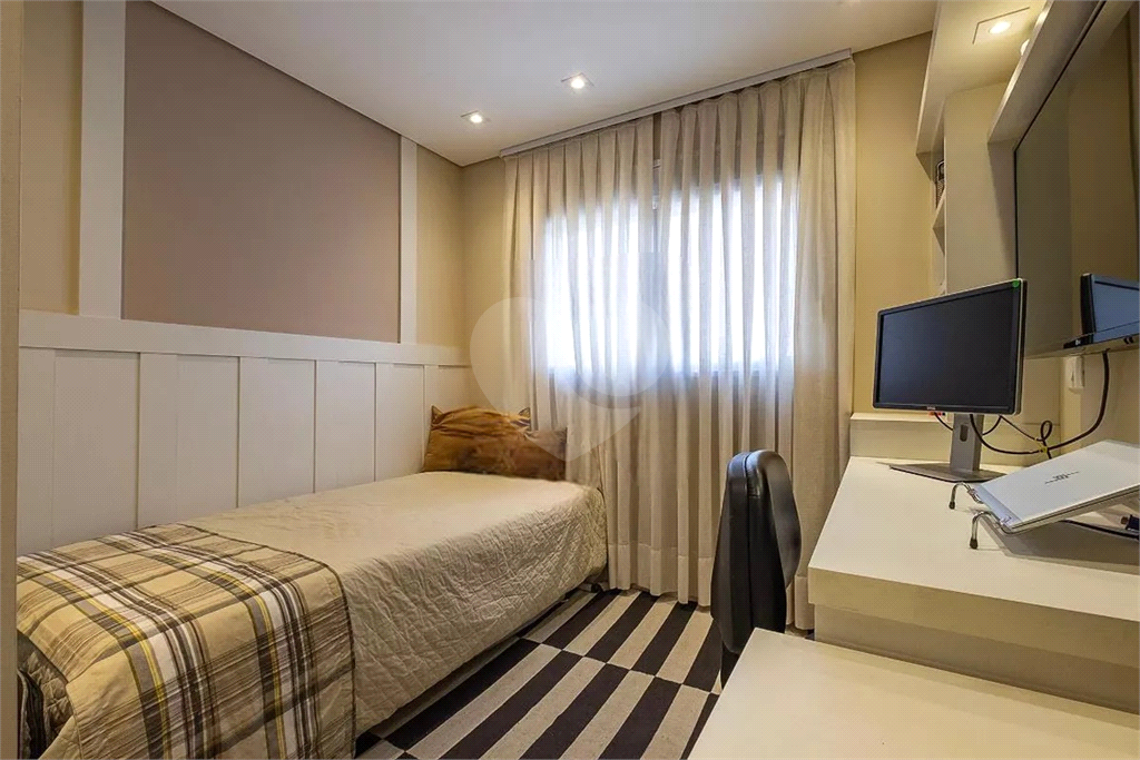 APARTAMENTO em PERDIZES
