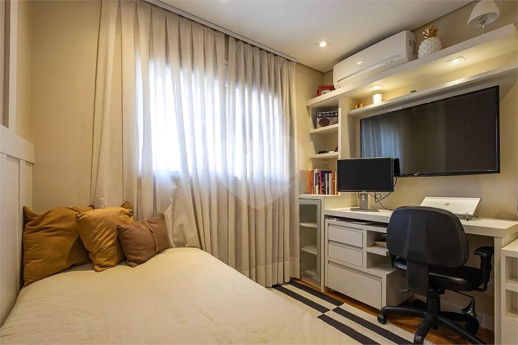 APARTAMENTO em PERDIZES