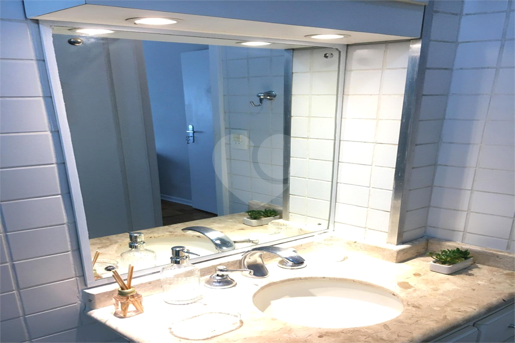 Bela Vista 103m² AU com 2 vgs e totalmente reformado!Imperdível!
