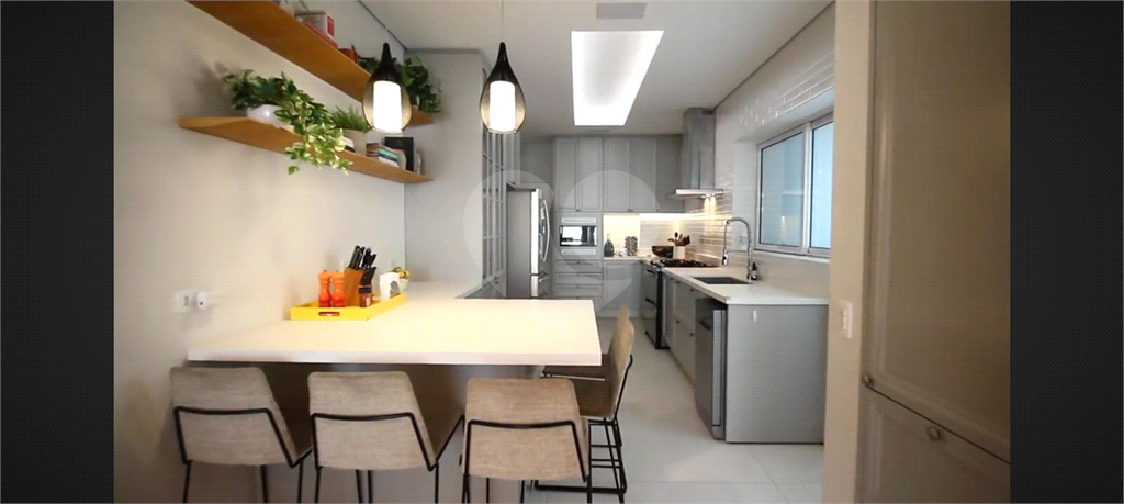 APARTAMENTO em HIGIENÓPOLIS