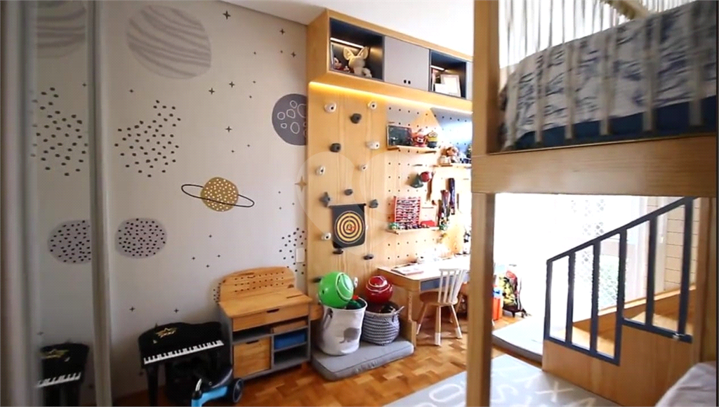 APARTAMENTO em HIGIENÓPOLIS