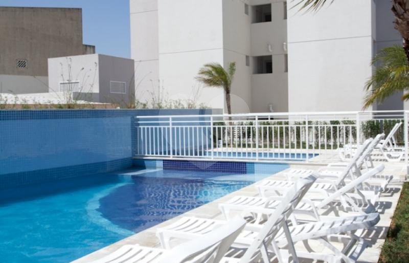Apartamento com suíte mobiliado oportunidade