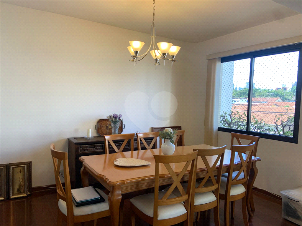 APARTAMENTO em PINHEIROS