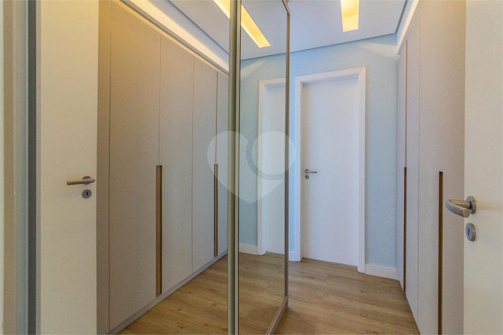 APARTAMENTO em ALTO DE PINHEIROS