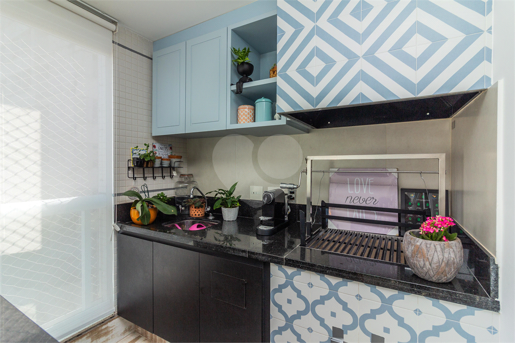 APARTAMENTO em ALTO DE PINHEIROS