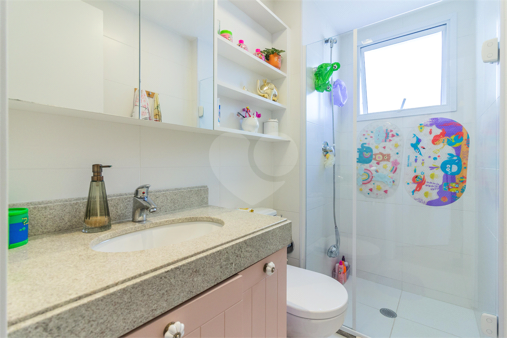 APARTAMENTO em ALTO DE PINHEIROS