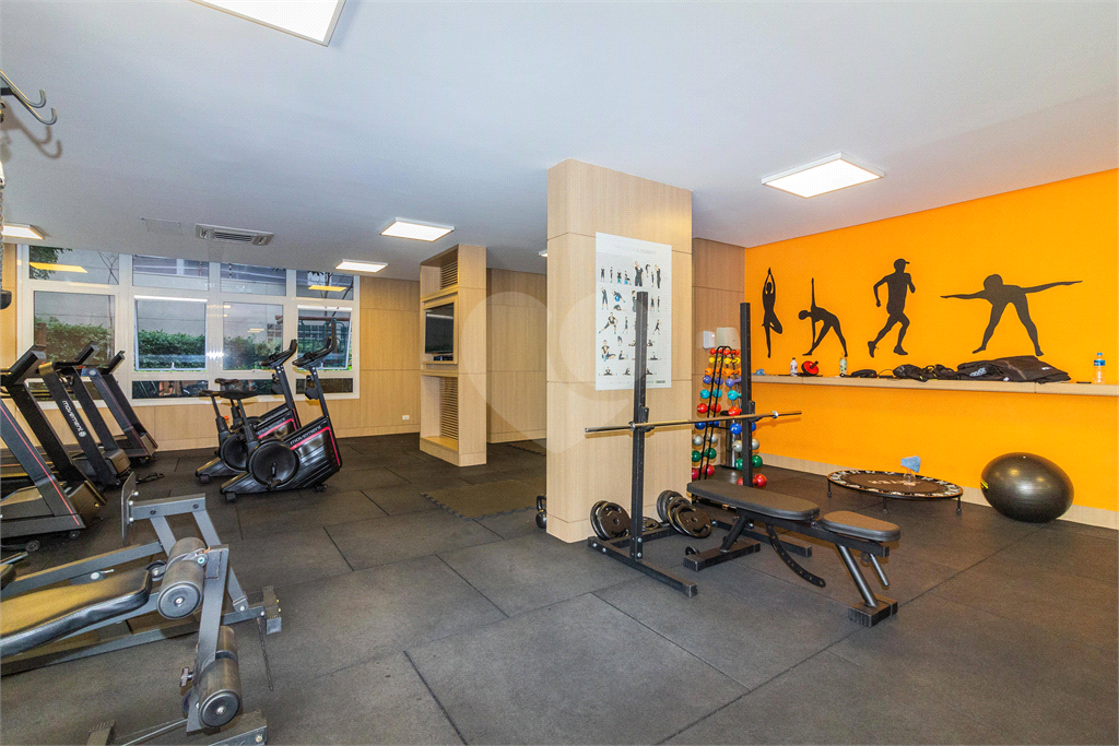 APARTAMENTO em ALTO DE PINHEIROS