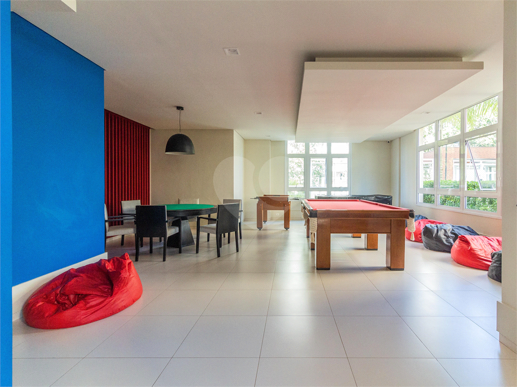 APARTAMENTO em ALTO DE PINHEIROS