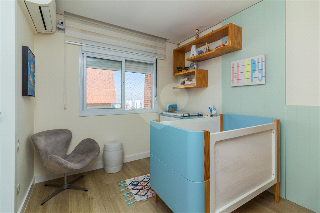 APARTAMENTO em ALTO DE PINHEIROS