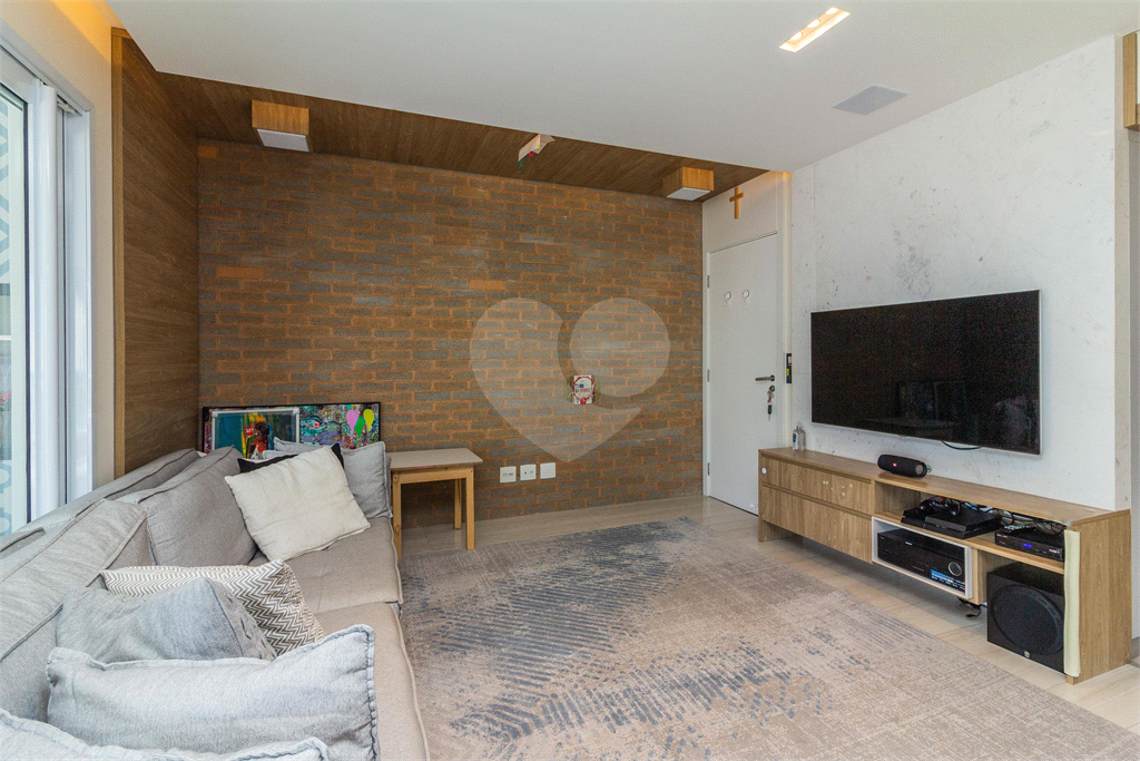 APARTAMENTO em ALTO DE PINHEIROS