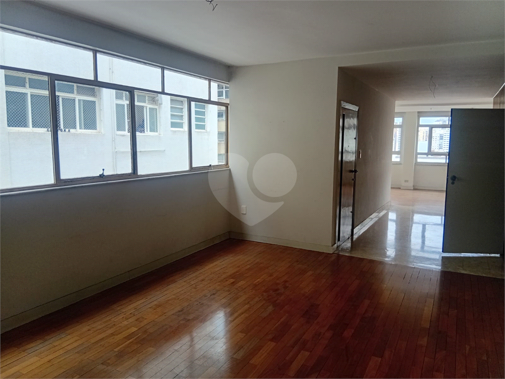 Aoartamento em Higienopolis um por andar | 4 quartos | 1 suite | 2 vagas | 