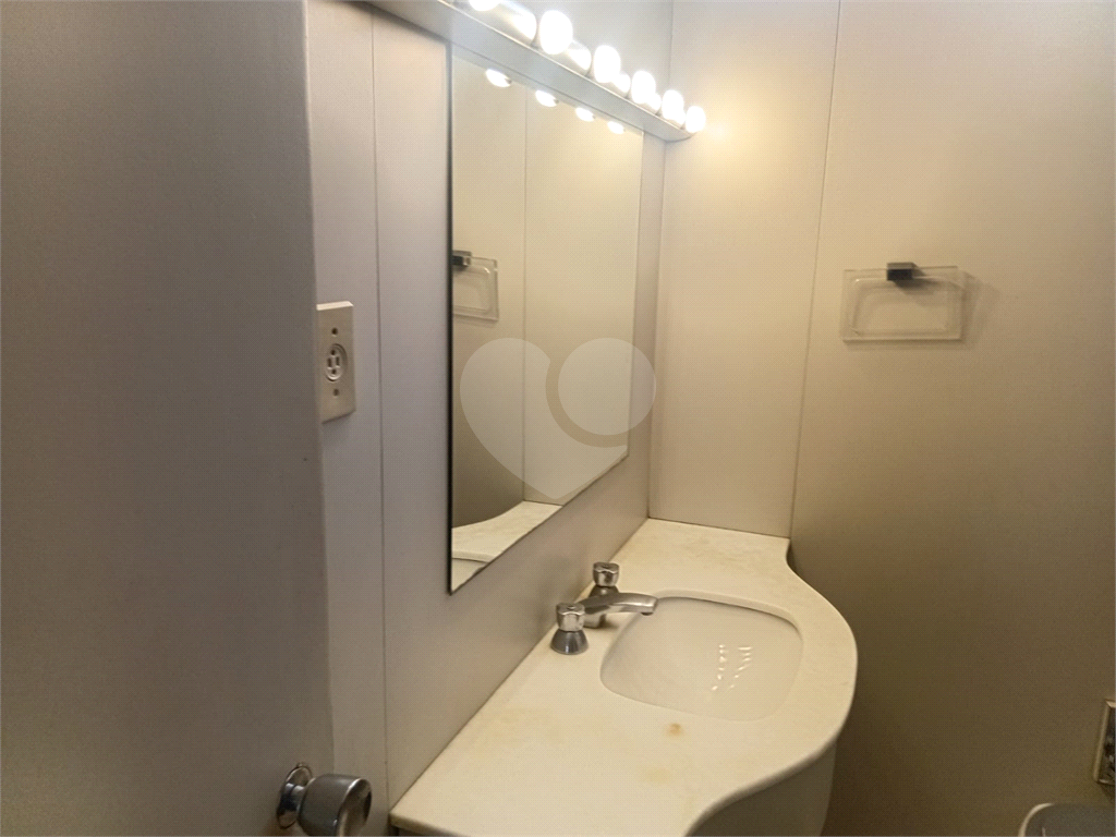 Aoartamento em Higienopolis um por andar | 4 quartos | 1 suite | 2 vagas | 