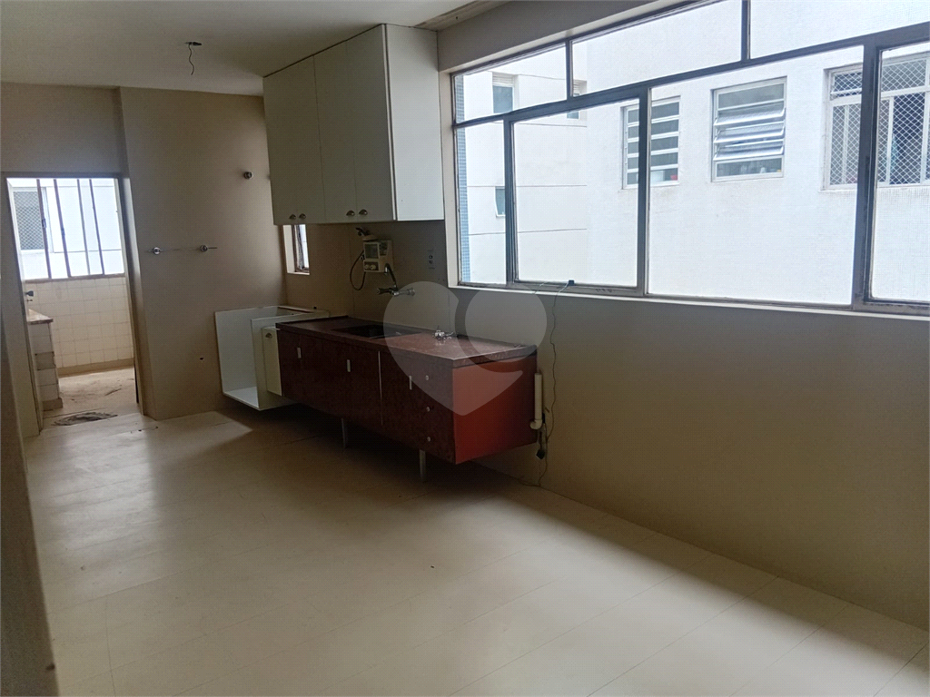 Aoartamento em Higienopolis um por andar | 4 quartos | 1 suite | 2 vagas | 