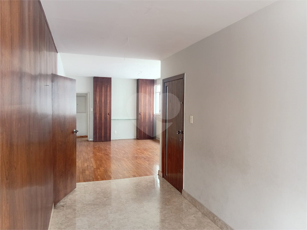 Aoartamento em Higienopolis um por andar | 4 quartos | 1 suite | 2 vagas | 