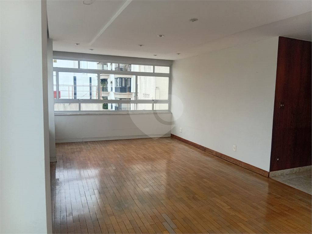 Aoartamento em Higienopolis um por andar | 4 quartos | 1 suite | 2 vagas | 