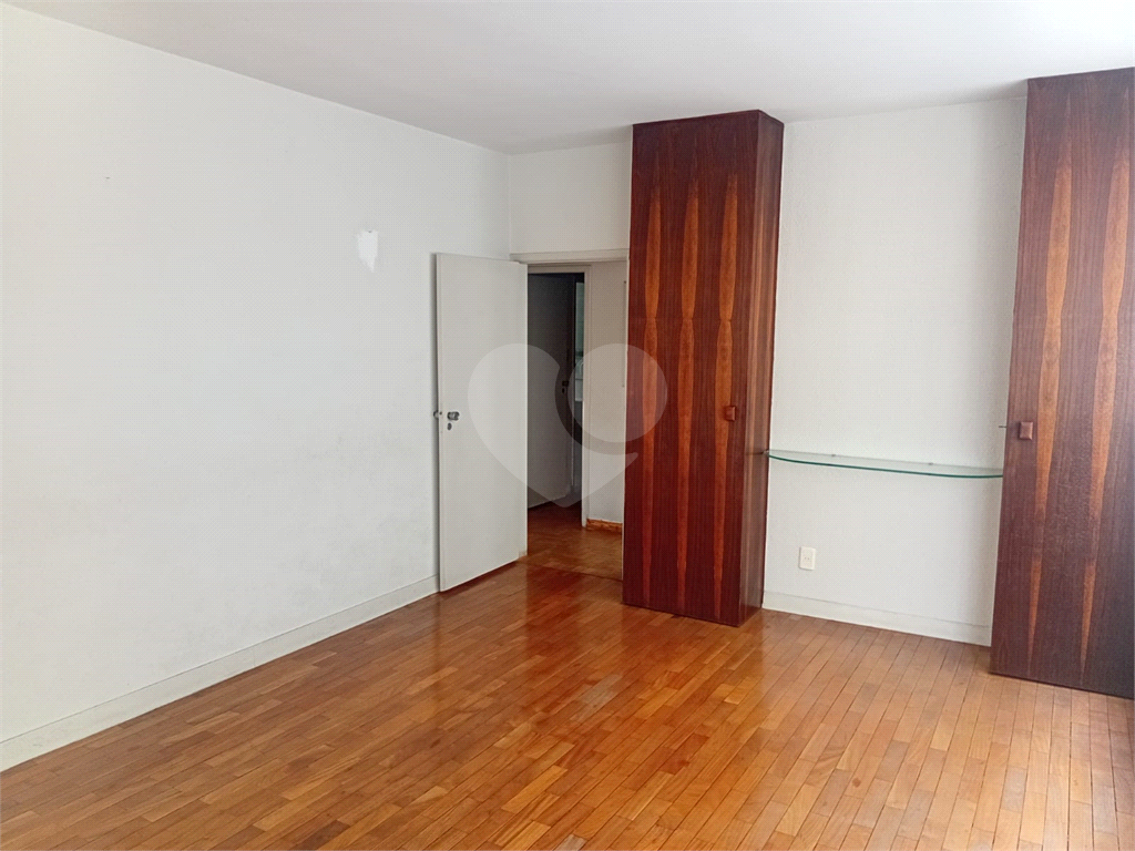 Aoartamento em Higienopolis um por andar | 4 quartos | 1 suite | 2 vagas | 