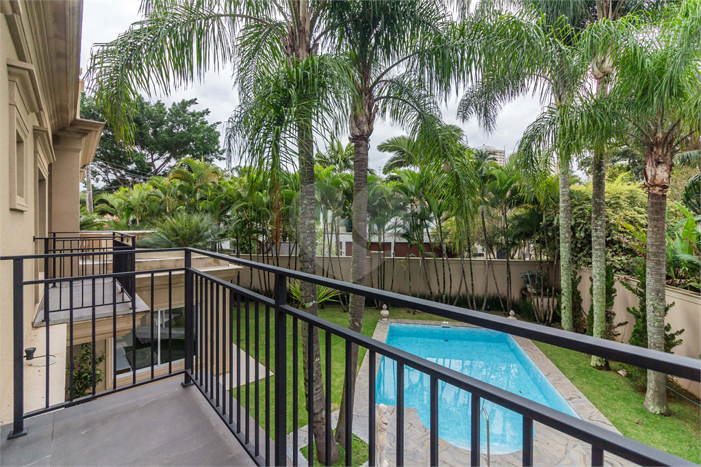 Casa à venda com 4 quartos em  ALTO DE PINHEIROS com 730 m²