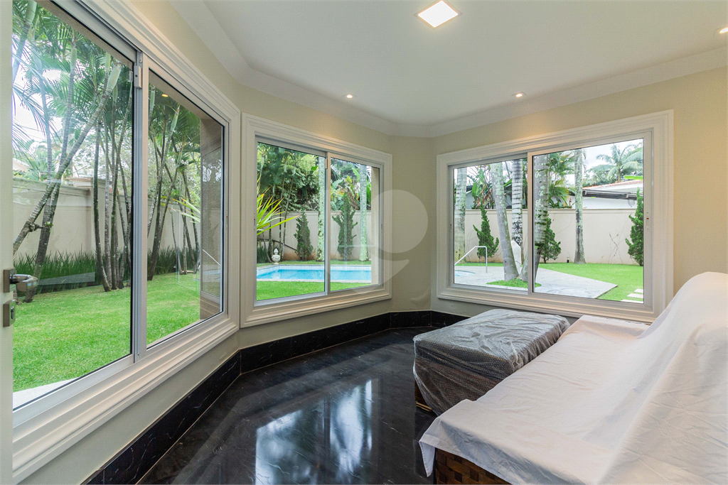Casa à venda com 4 quartos em  ALTO DE PINHEIROS com 730 m²