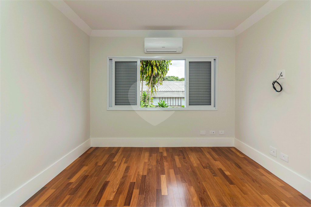 Casa à venda com 4 quartos em  ALTO DE PINHEIROS com 730 m²