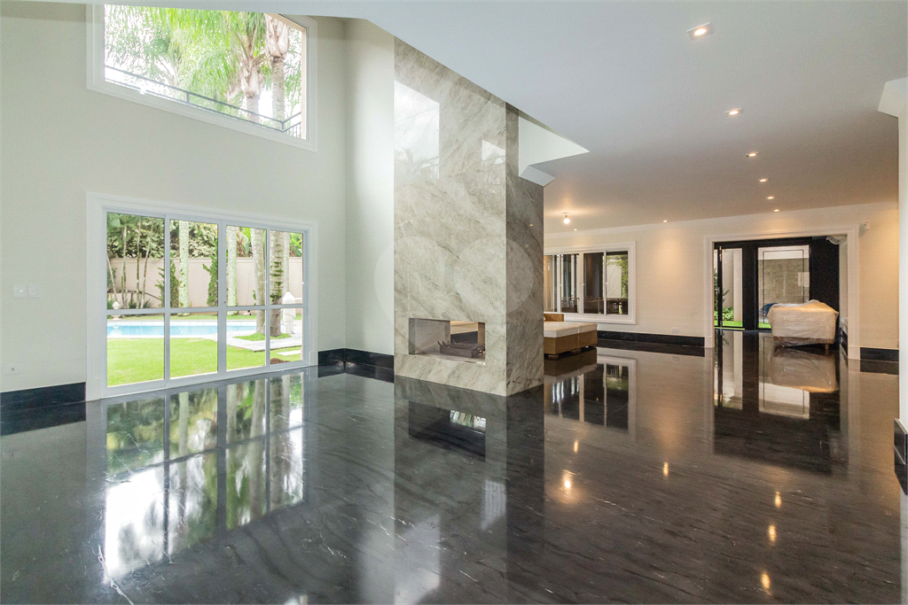 Casa à venda com 4 quartos em  ALTO DE PINHEIROS com 730 m²