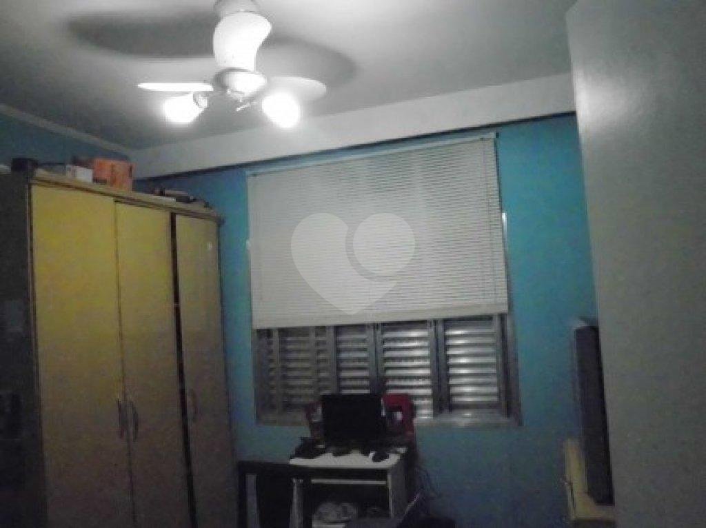 Casa à venda com 3 quartos, 200m² - Foto 9