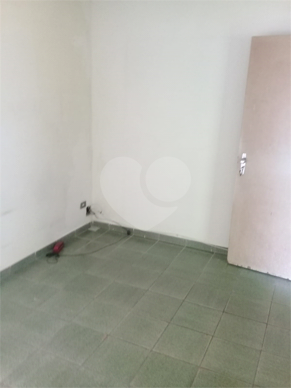 CASA TÉRREA em CASA VERDE