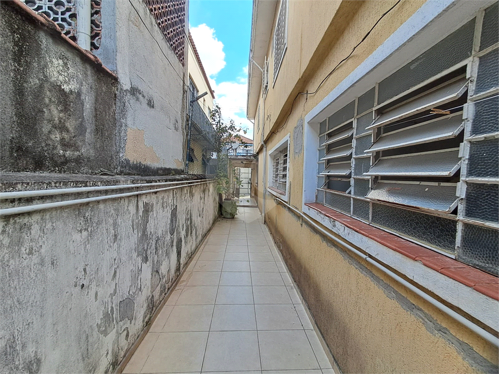 SOBRADO À VENDA | 350 m² | 3 DORMITÓRIOS | EDÍCULA |  2 VAGAS NA PARADA INGLESA!