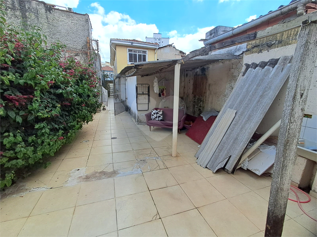 SOBRADO À VENDA | 350 m² | 3 DORMITÓRIOS | EDÍCULA |  2 VAGAS NA PARADA INGLESA!