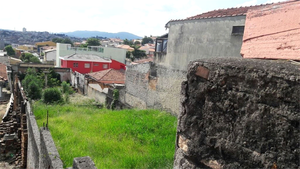 Casa Verde terreno com 526 m², sendo 12,57 m² de frente na Avenida Casa Verde em Local muito Bom
