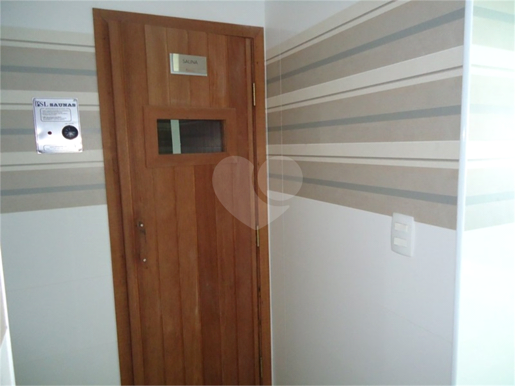 Apartamento à venda com 4 quartos, 233m² - Foto 11