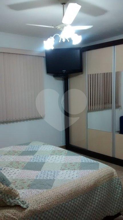 Sobrado à venda com 3 quartos, 185m² - Foto 18