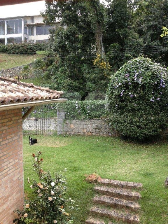 Casa em condomínio no Parque Suiça, vale a pena conhacer.
