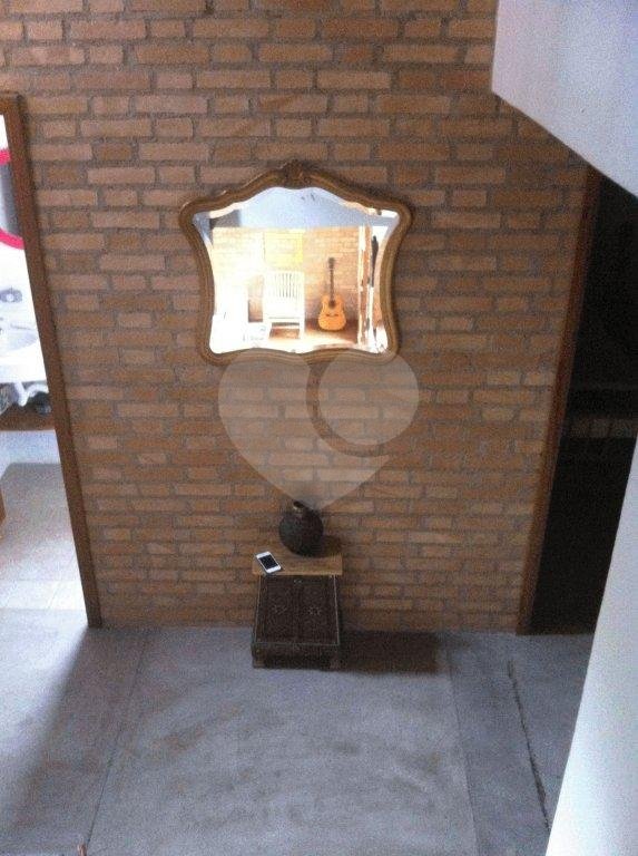 Casa em condomínio no Parque Suiça, vale a pena conhacer.