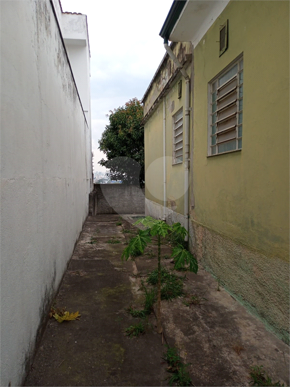 Casa com excelente terreno para venda na Vila Maria 