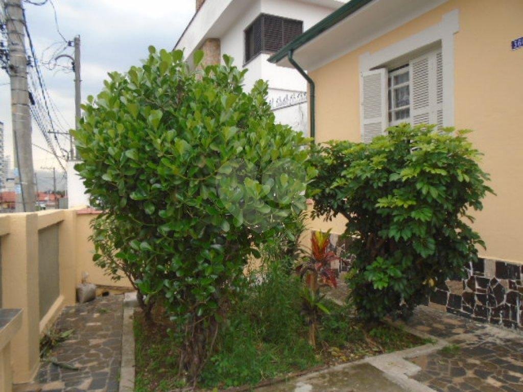 Casa com excelente terreno para venda na Vila Maria 